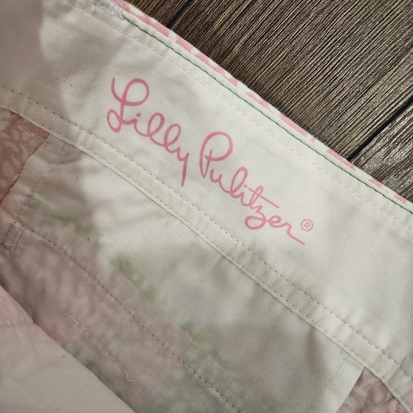 Lilly Pulitzer The Walsh Short - Size 4 - Picture 8 of 13